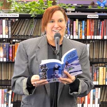video still from Janet Kuypers at “Recycled Reads” in Austin 1/19/19
