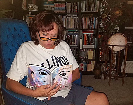 Janet Kuypers reading from her book “(pheromemes) 2015-2017 show poems” live
